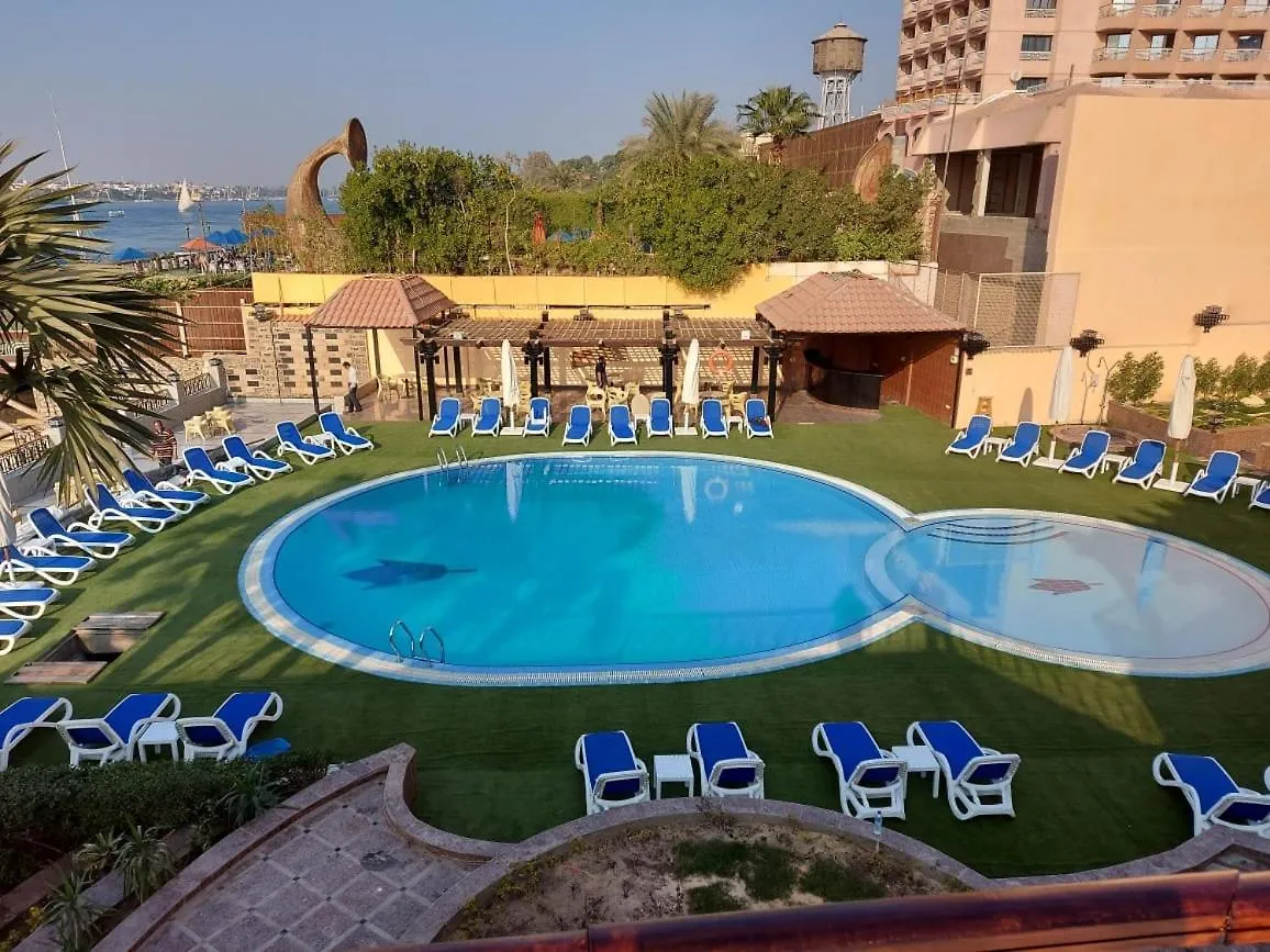 Lotus Luxor Hotel